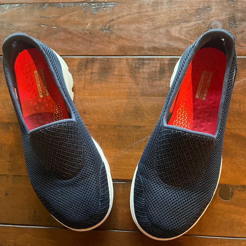 Skechers Blue Slip-On Gogo Mat Sneakers